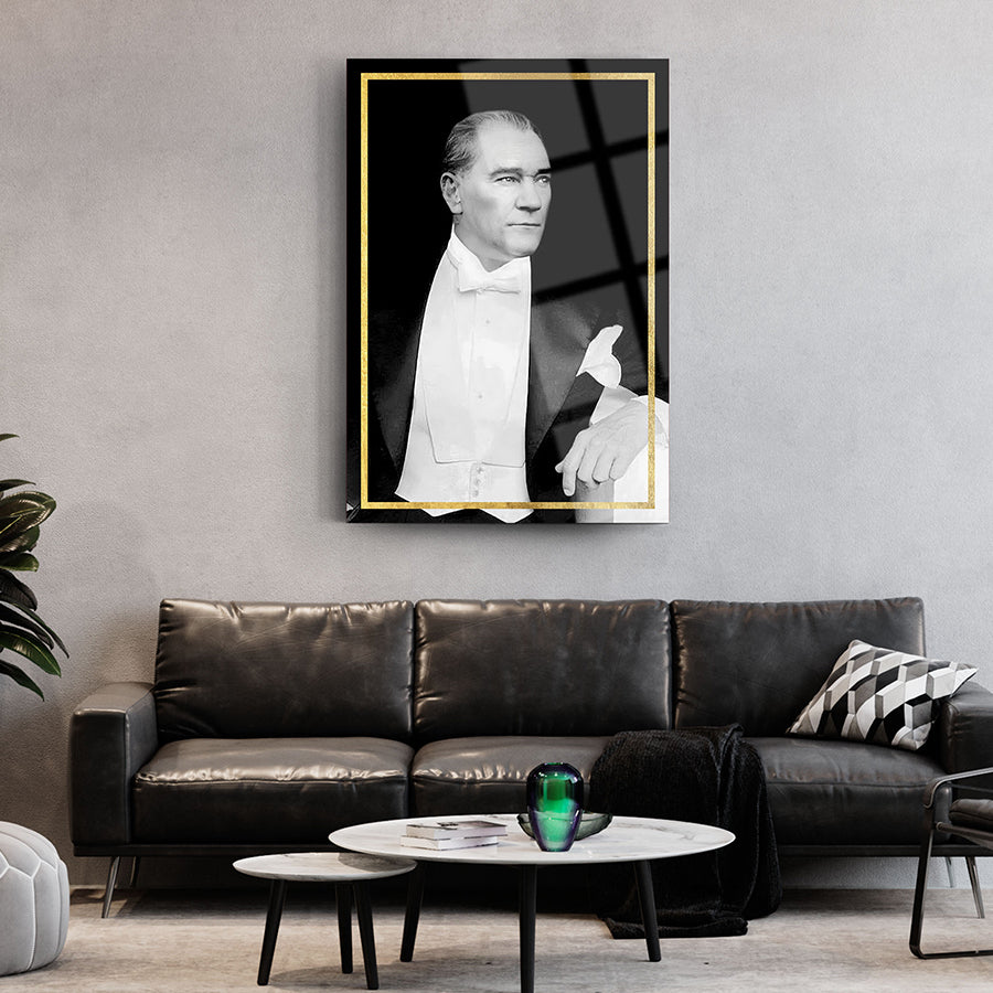 Elevate your decor with the Atatürk 115 Cam Tablo, featuring UV-printed tempered glass for durability and elegance.