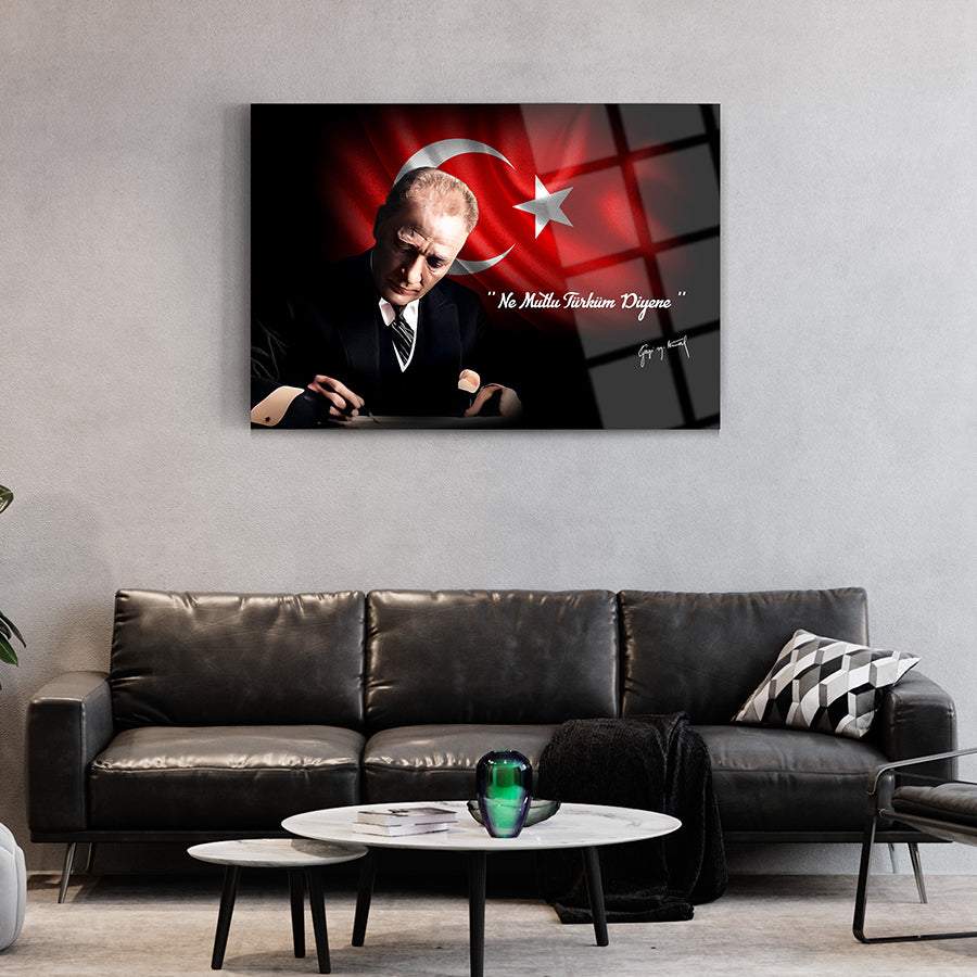 Atatürk 117 Cam Tablo, şık tasarım ile ev dekoru, UV baskı teknolojisiyle özel cam tablo.