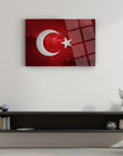 Türk Bayrağı 3 Cam Tablo, şık tasarım ile modern dekorasyon için ideal.