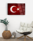 Türk Bayrağı 4 mm cam tablo, yüksek kaliteli UV baskı ile tasarlanmış, modern dekoratif parça.