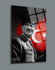 Atatürk 7 Cam Tablo, şık tasarımlarla cam yüzeyde UV baskı, yüksek kaliteli ve dayanıklı. Özel koruma ile gönderilir.