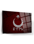 Göktürkçe Bayrak Cam Tablo with a cracked red background and white crescent moon design.