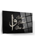 Elegant glass art featuring the words 'Sabret Şükret Dua Et' on a sleek black background.