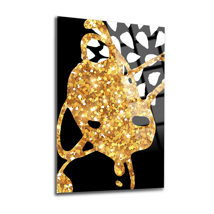 Altın Akış 3'lü Set Cam Tablo, modern ve şık tasarımıyla ev dekorasyonuna zarif bir dokunuş katıyor.