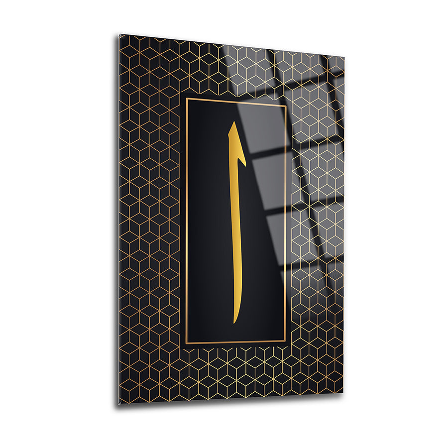 Elif 4 Cam Tablo with a gold arrow design on a black hexagonal patterned background, showcasing elegant glass art.