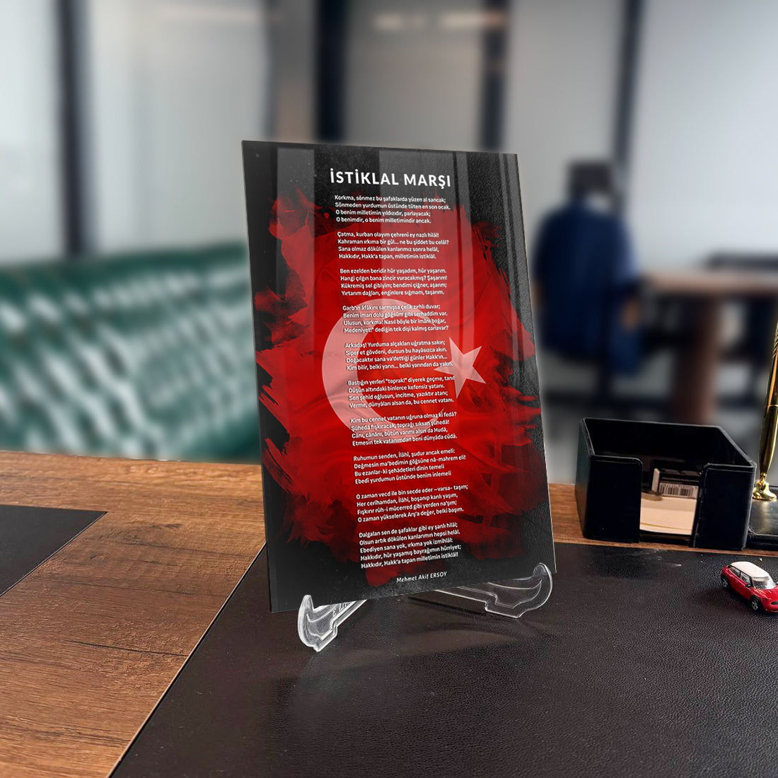 İstiklal Marşı 2 Cam Tablo, UV baskı ile tasarlanmış, 4mm kalınlığında temperli yüksek kaliteli cam.