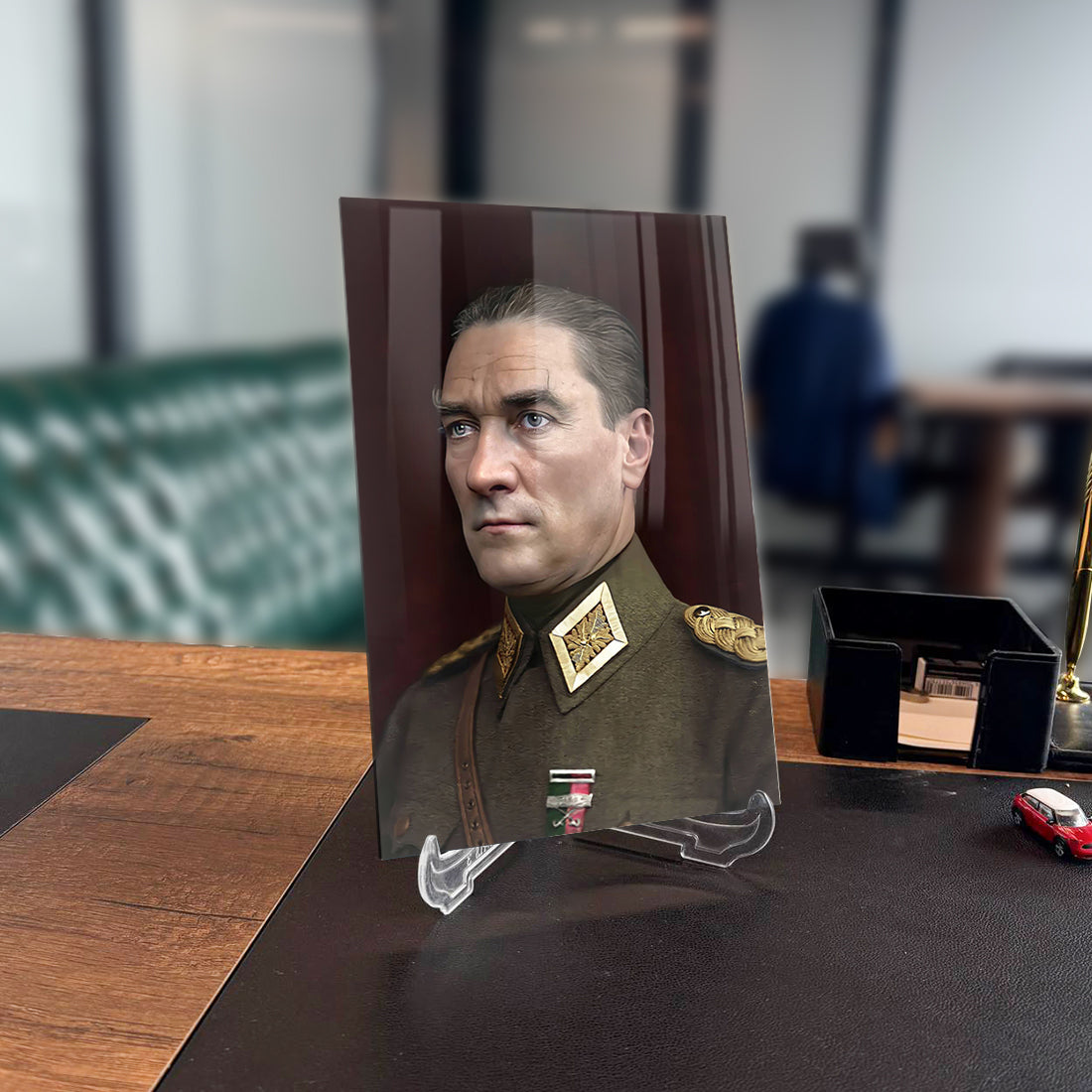 Atatürk 196 cam tablo, şık ve modern tasarım, ofis dekorasyonu için ideal, yüksek kaliteli UV baskı.