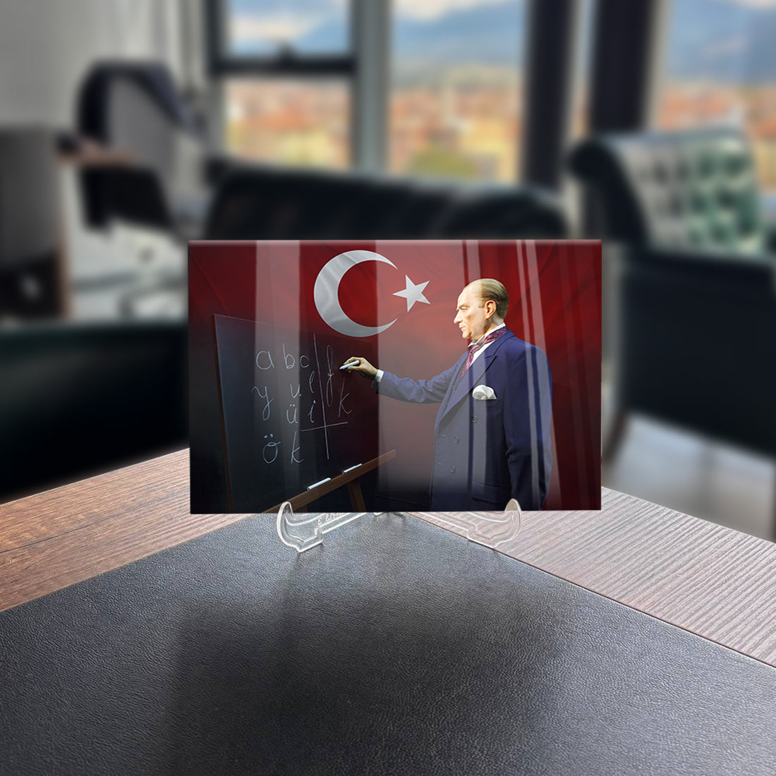 Atatürk 221 Cam Tablo, yüksek kaliteli temperli camda UV baskı ile özel tasarım.