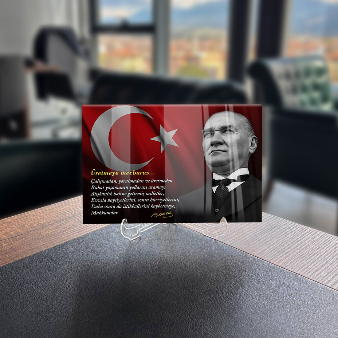 Atatürk 259 Cam Tablo with a Turkey flag background, featuring inspirational quote and high-quality glass design.