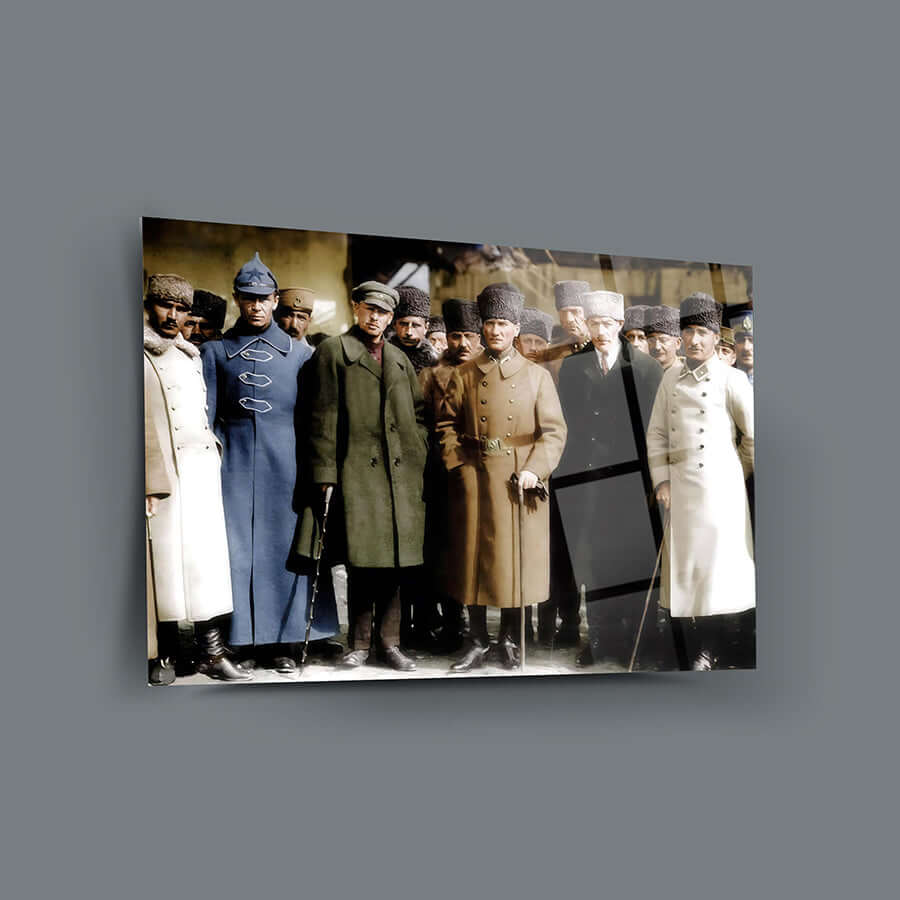 Atatürk 157 Cam Tablo featuring Azerbaijani-Russian delegation from 1922, high-quality tempered glass.