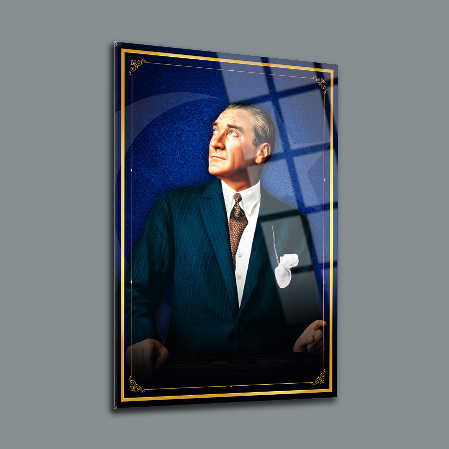 Atatürk 3'lü set 10 cam tablo, yüksek kaliteli 4 mm temperli camdan yapılmıştır.
