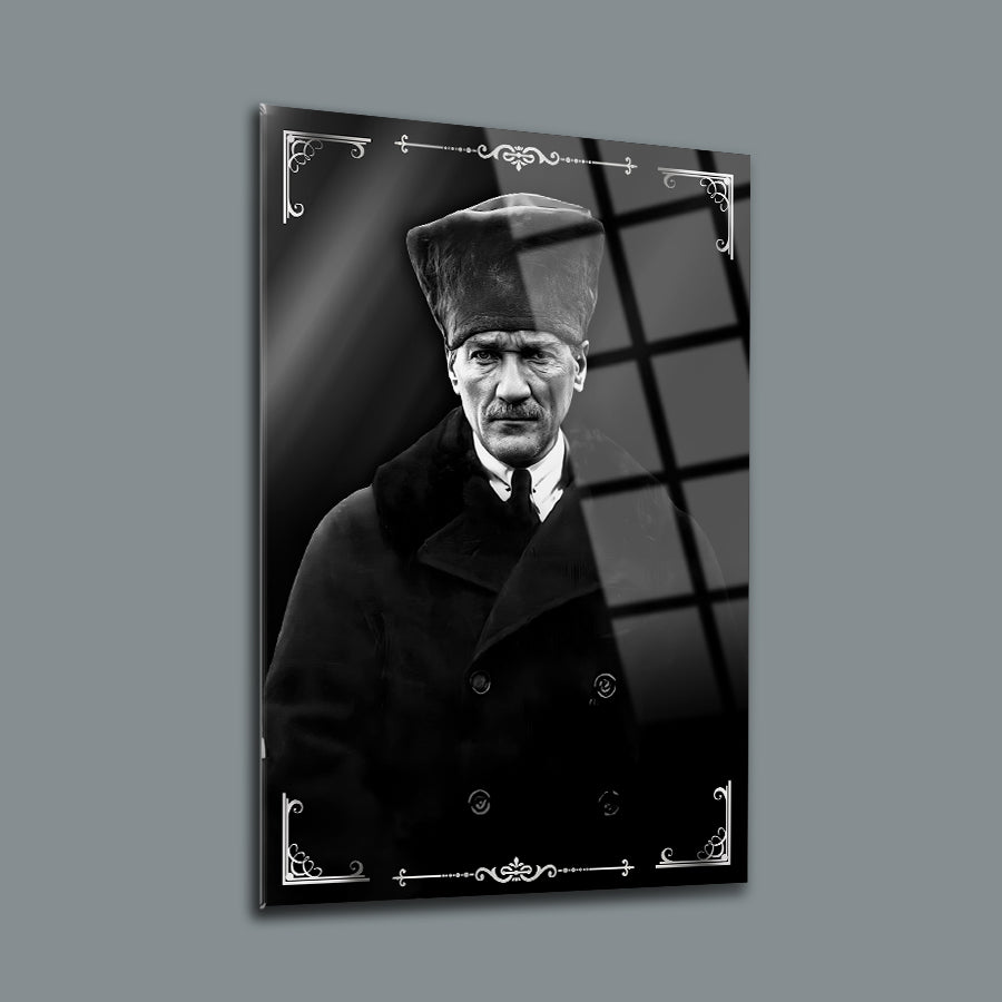 Atatürk 3'lü Set 11 Cam Tablo - Şık ve dayanıklı cam tablo, 4 mm kalınlığında özel temperli camdan üretilmiştir.