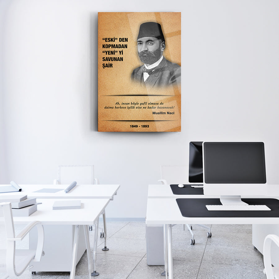 Muallim Naci cam tablo, ofis dekoru olarak tasarlanmış, tarihi sanat eseri görünümüyle dikkat çekiyor.