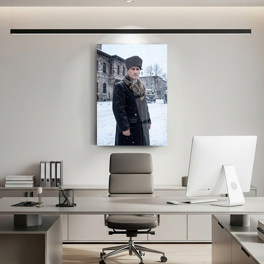 Atatürk Karlı Ankara Kış Portresi Cam Tablo | SRD Concept