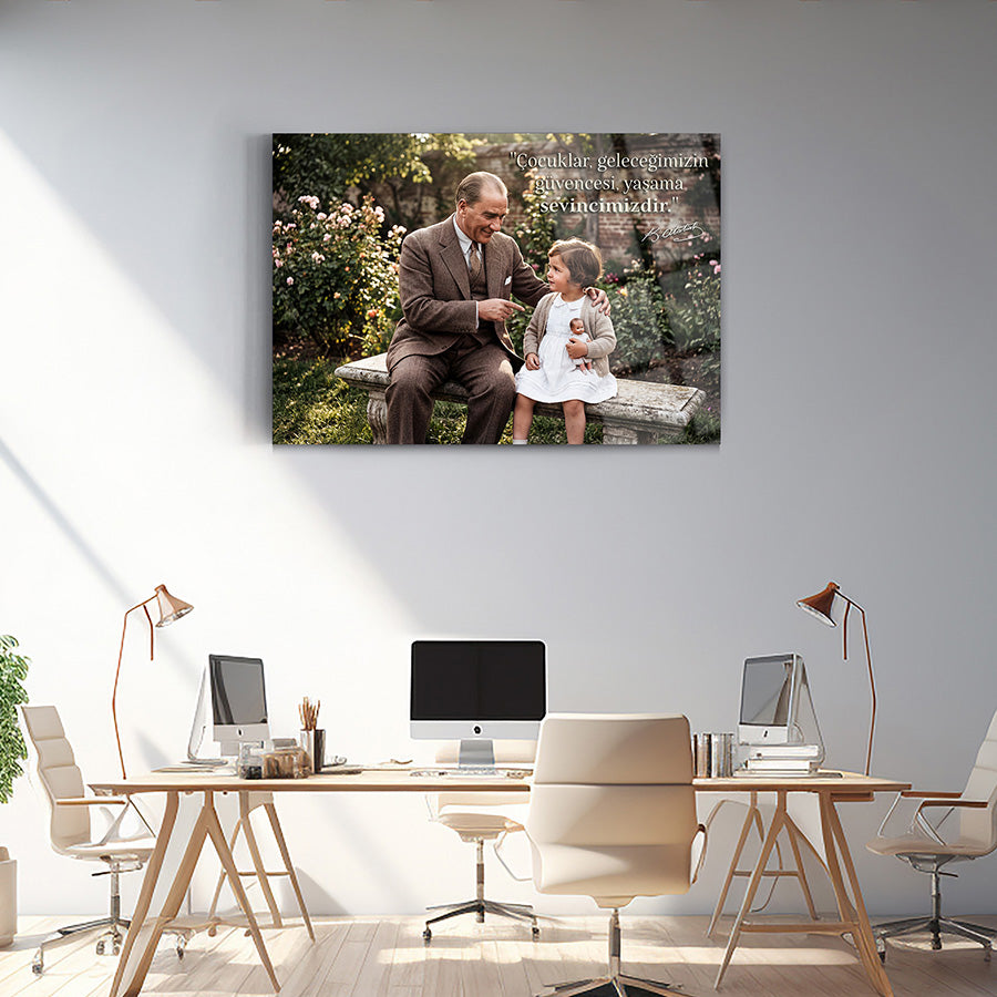 Atatürk Çocuklar Geleceğimizin Güvencesi Cam Tablo | SRD Concept