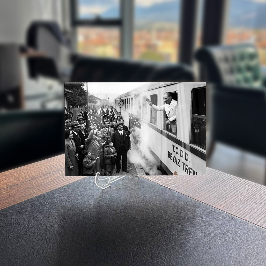 Atatürk Beyaz Tren TCDD Halk Selamı Cam Tablo | SRD Concept
