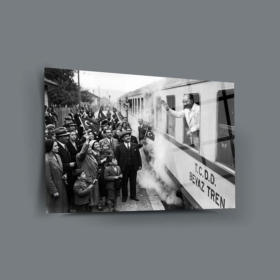 Atatürk Beyaz Tren TCDD Halk Selamı Cam Tablo | SRD Concept