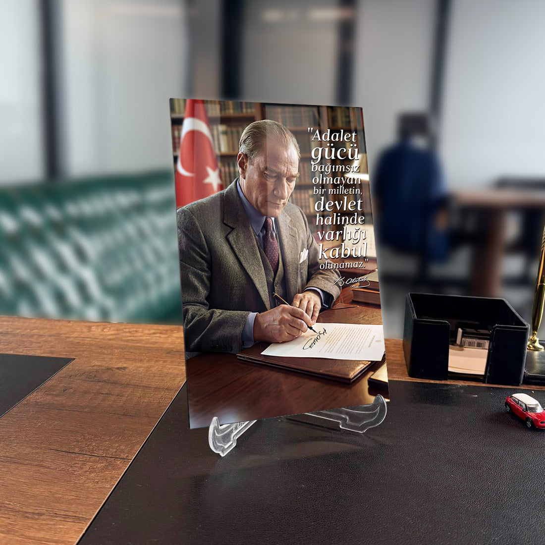 Atatürk İmza Anı Adalet Gücü Sözlü Cam Tablo | SRD Concept