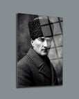 Atatürk Siyah Beyaz Mavi Gözlü Portre Cam Tablo | SRD Concept