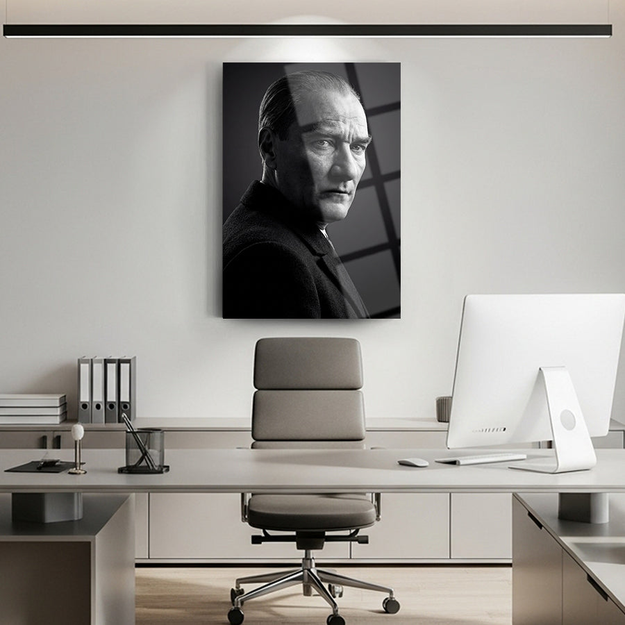 Atatürk Siyah Beyaz Klasik Portre Cam Tablo | SRD Concept