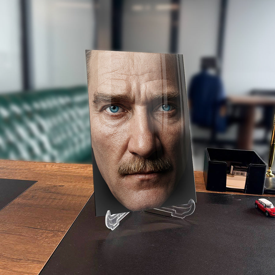 Atatürk Portre Yakın Çekim Cam Tablo  | SRD Concept