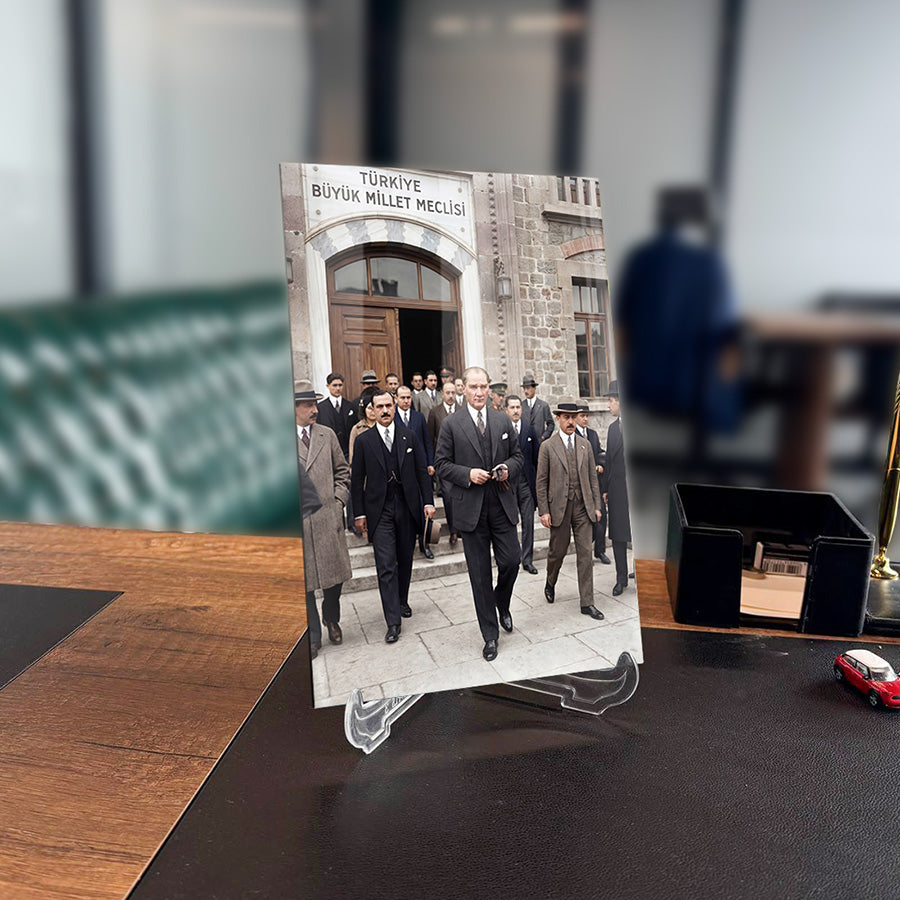 Atatürk Meclis Çıkışı Cam Tablo | SRD Concept