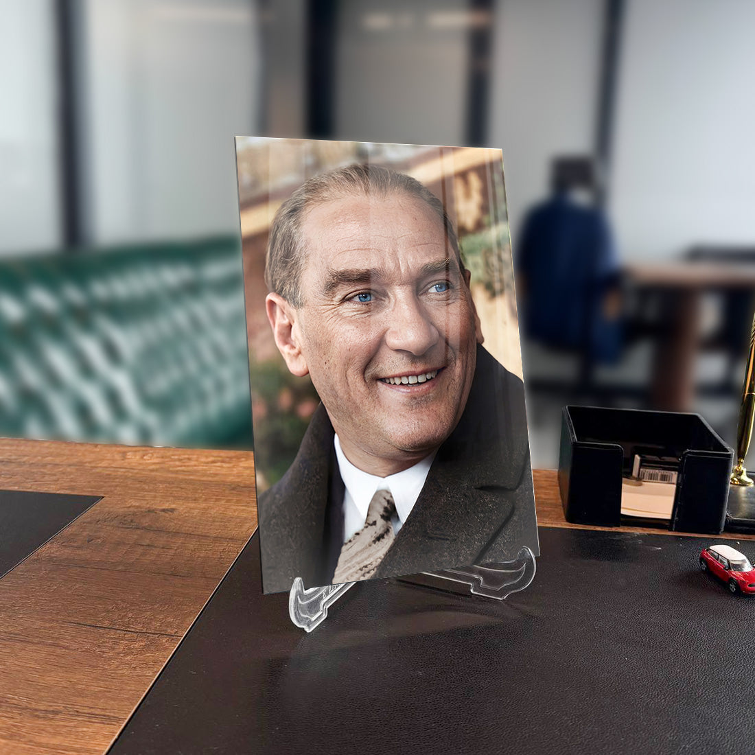 Atatürk YZ 513 Cam Tablo